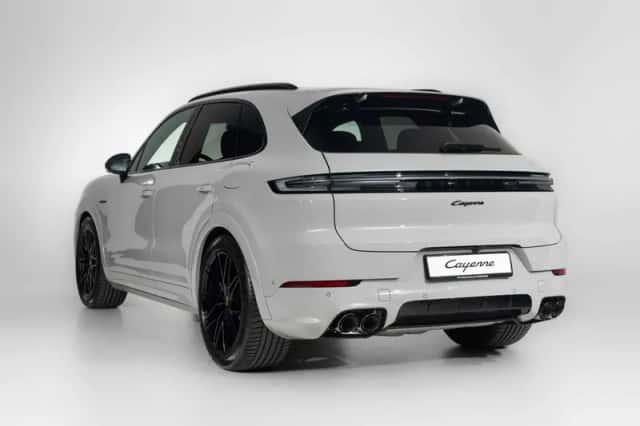 Porsche Cayenne (2026) thumbnail 6
