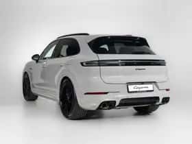 Porsche Cayenne (2026) thumbnail 6