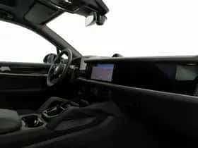 Porsche Cayenne (2026) thumbnail 7