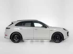 Porsche Cayenne (2026) thumbnail 10