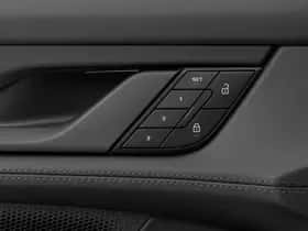 Porsche Taycan (2026) thumbnail 36