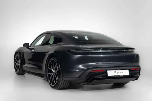 Porsche Taycan (2026) thumbnail 6