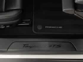 Porsche Taycan (2024) thumbnail 32