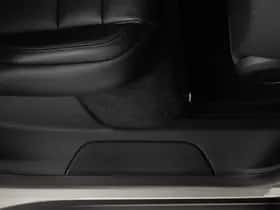 Porsche Taycan (2024) thumbnail 33