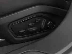 Porsche Taycan (2024) thumbnail 39