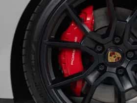 Porsche Taycan (2024) thumbnail 48