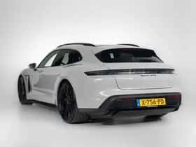 Porsche Taycan (2024) thumbnail 6