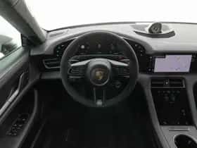 Porsche Taycan (2024) thumbnail 9