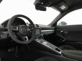 Porsche 718 (2021) thumbnail 3