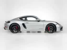 Porsche 718 (2021) thumbnail 10