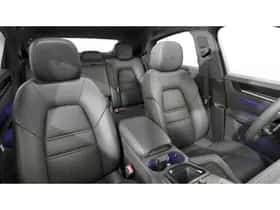 Porsche Cayenne (2026) thumbnail 4