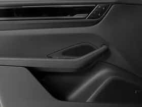 Porsche Macan (2026) thumbnail 35