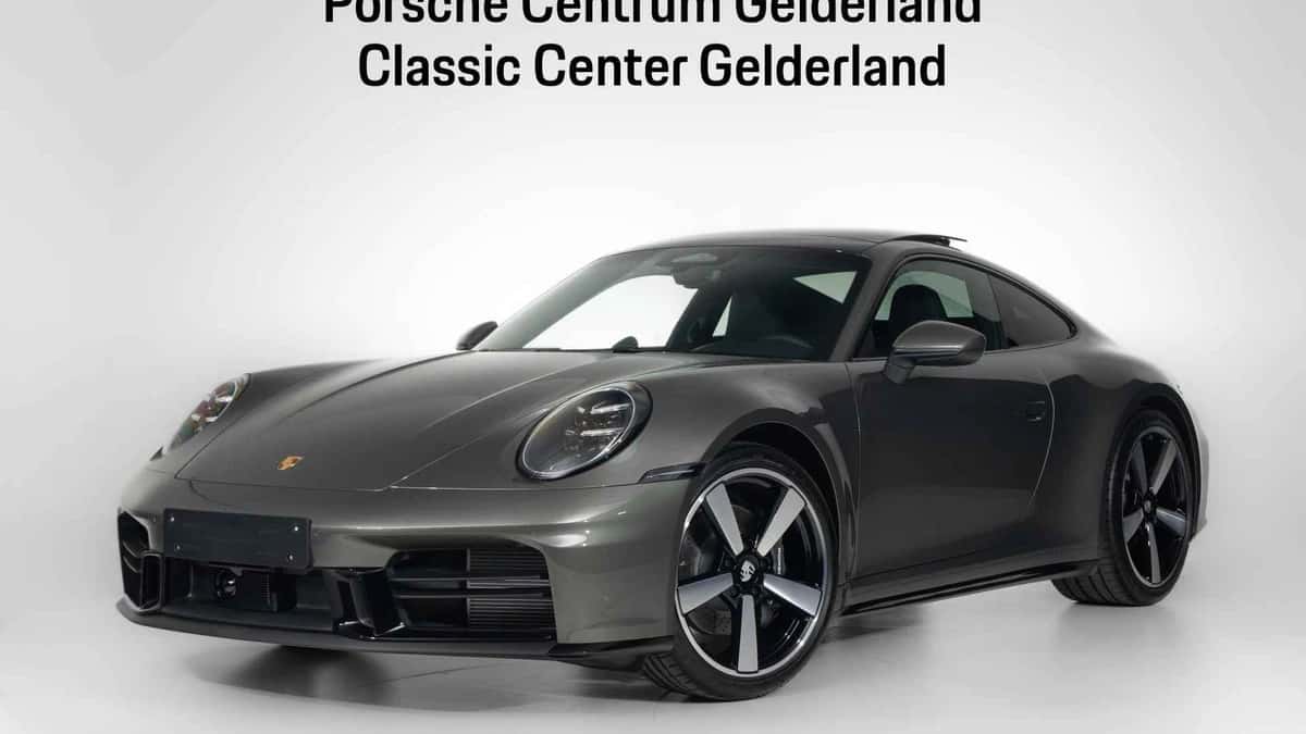 Porsche 911 (2026) — foto 1
