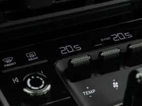 Porsche 911 (2026) thumbnail 40