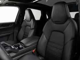 Porsche Cayenne (2026) thumbnail 4