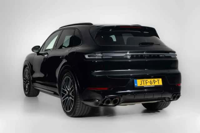 Porsche Cayenne (2026) thumbnail 6