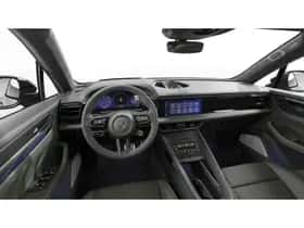 Porsche Macan (2025) thumbnail 3