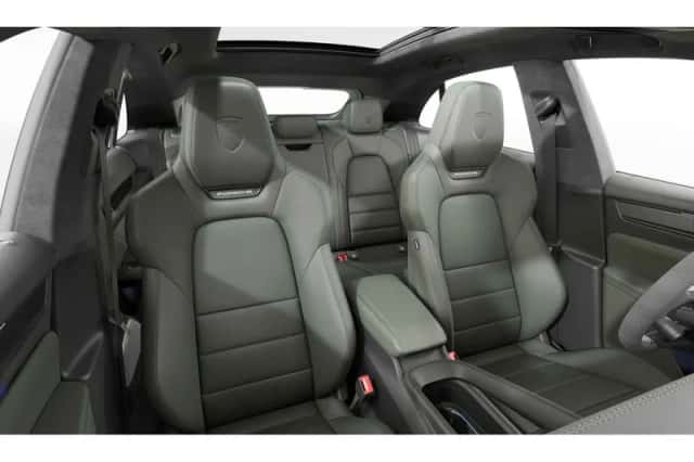 Porsche Macan (2025) thumbnail 4