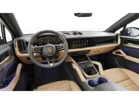 Porsche Cayenne (2025) thumbnail 3