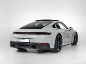 Porsche 911 (2025) thumbnail 2