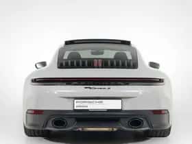 Porsche 911 (2025) thumbnail 14