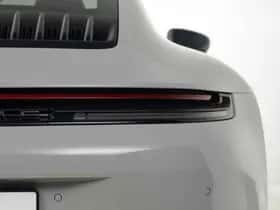 Porsche 911 (2025) thumbnail 31