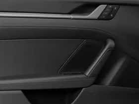 Porsche 911 (2025) thumbnail 38