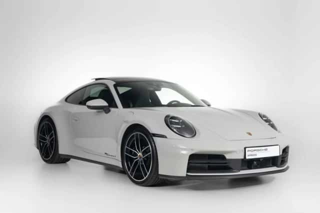 Porsche 911 (2025) thumbnail 5