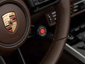 Porsche 911 (2025) thumbnail 36