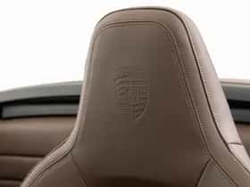 Porsche 911 (2025) thumbnail 45