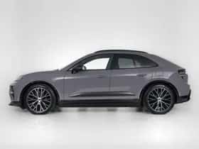 Porsche Macan (2025) thumbnail 11