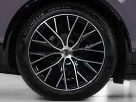 Porsche Macan (2025) thumbnail 23