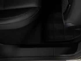 Porsche Macan (2025) thumbnail 32
