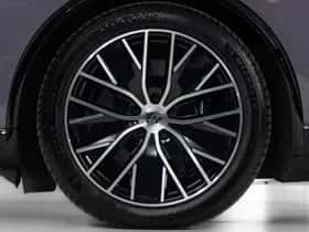 Porsche Macan (2025) thumbnail 49