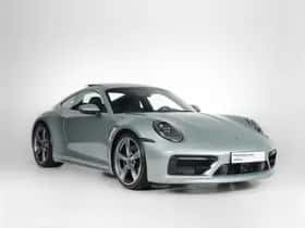 Porsche 911 (2022) thumbnail 5
