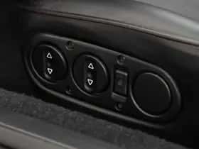 Porsche 911 (1993) thumbnail 32