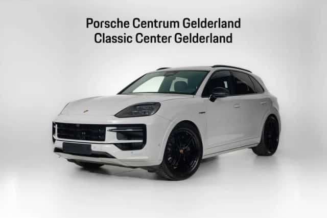 Porsche Cayenne (2026) thumbnail 1