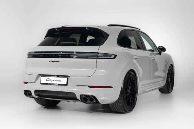 Porsche Cayenne (2026) thumbnail 2