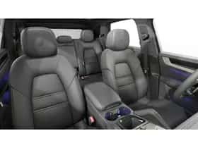 Porsche Cayenne (2026) thumbnail 4