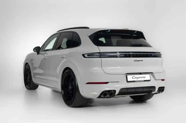 Porsche Cayenne (2026) thumbnail 6