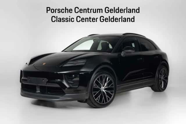 Porsche Macan (2026) thumbnail 1