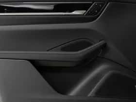 Porsche Macan (2026) thumbnail 20
