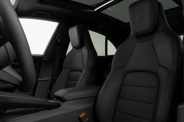 Porsche Macan (2026) thumbnail 4