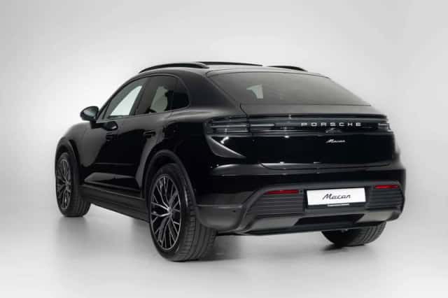 Porsche Macan (2026) thumbnail 6