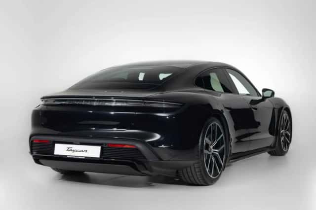 Porsche Taycan (2026) thumbnail 2