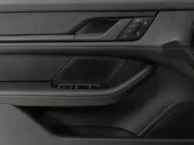 Porsche Taycan (2026) thumbnail 20