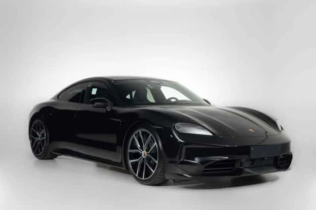 Porsche Taycan (2026) thumbnail 5