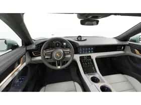 Porsche Taycan (2026) thumbnail 3