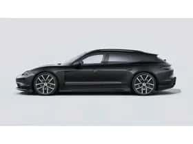 Porsche Taycan (2026) thumbnail 5