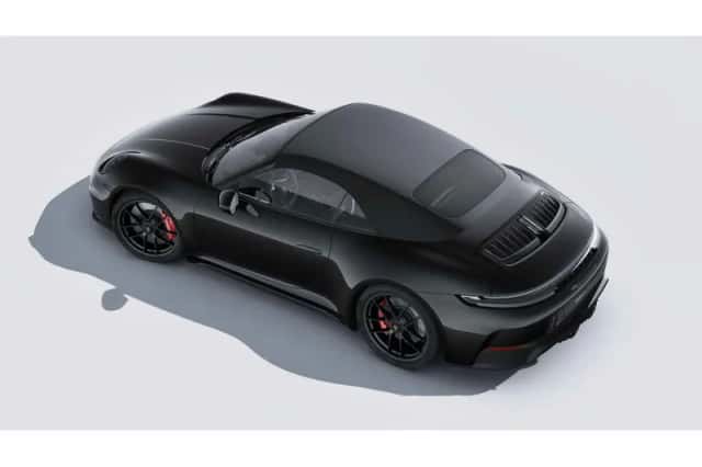 Porsche 911 (2025) thumbnail 6